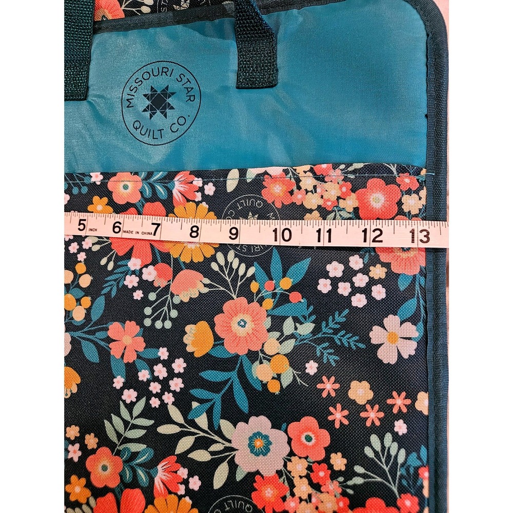 Missouri Star Quilt Co. Floral Tool Case Project Bag Organizer with Cutting Mat - Picture 8 of 9